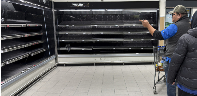 ‘Tarihi nitelikte’ diyerek duyurdular! Herkes marketlere koştu raflar boşaldı