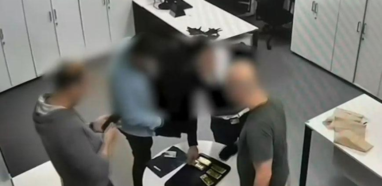 196 ülkede aranıyordu! ‘Altın adam’ İstanbul’da yakalandı