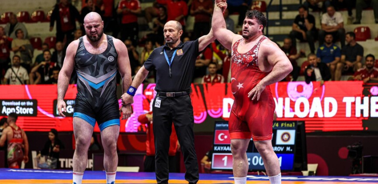 Altına bir adım! Rıza Kayaalp finale yükseldi