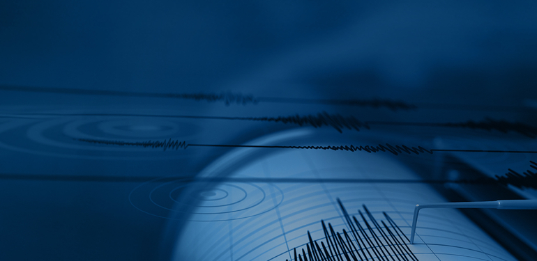 Japonya’da 7.5 büyüklüğünde deprem. 3 metrelik tsunami uyarısı yapıldı