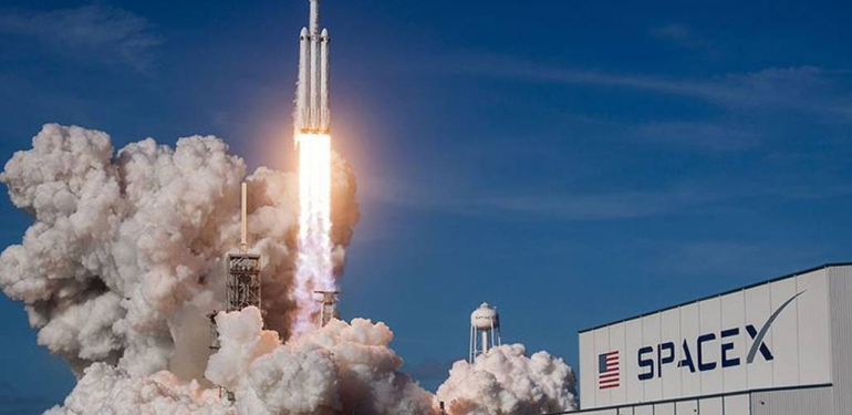 SpaceX’ten tarihi hamle: 1,75 trilyon dolarlık değerleme ile halka arz yolunda
