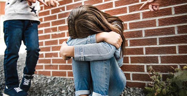 Zorbalığa uğrayan çocuk anlatmıyor! Ailelerin koruyucu kalkanı zayıflıyor mu?