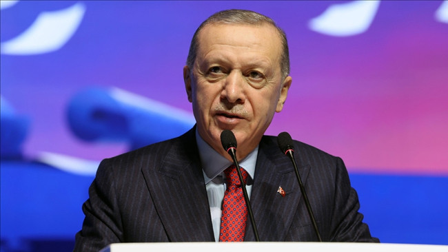 Cumhurbaşkanı Erdoğan, Necip Fazıl Kısakürek’i andı
