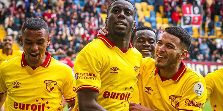 Göztepe’de Bokele’ye Alman ve Fransız kancası!