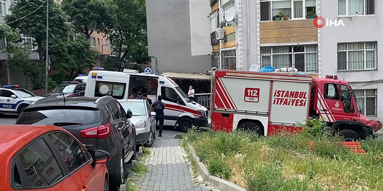 İstanbul’da haber alınamayan yaşlı kadın evinde ölü bulundu