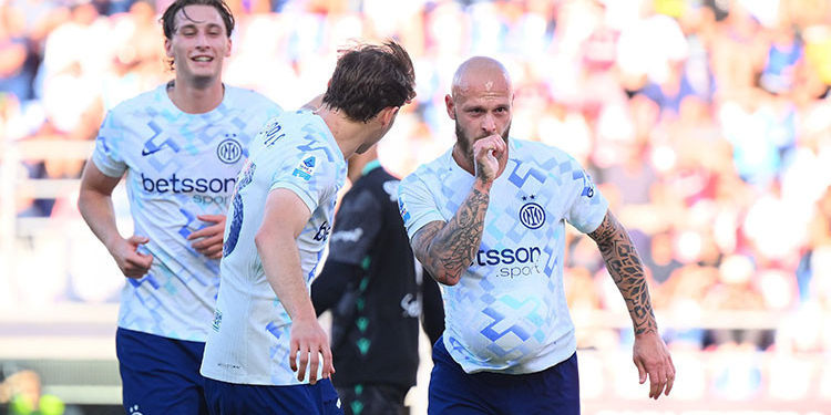 Şampiyon Inter sezonu 1 puanla kapattı!