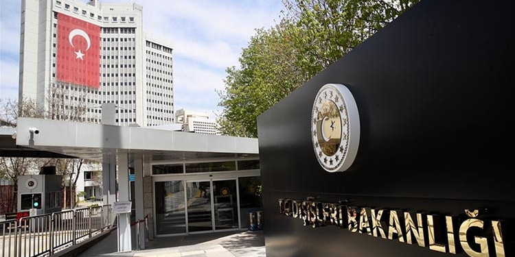 Türk gemisine Karadeniz’de İHA saldırısı! 2 vatandaş yaralandı