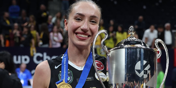 VakıfBank’ta Sıla Çalışkan ile yollar ayrıldı!