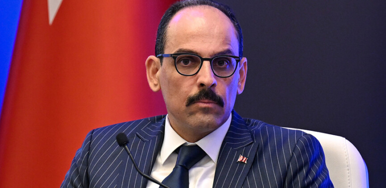 MİT Başkanı Kalın, Hamas heyeti ile görüştü